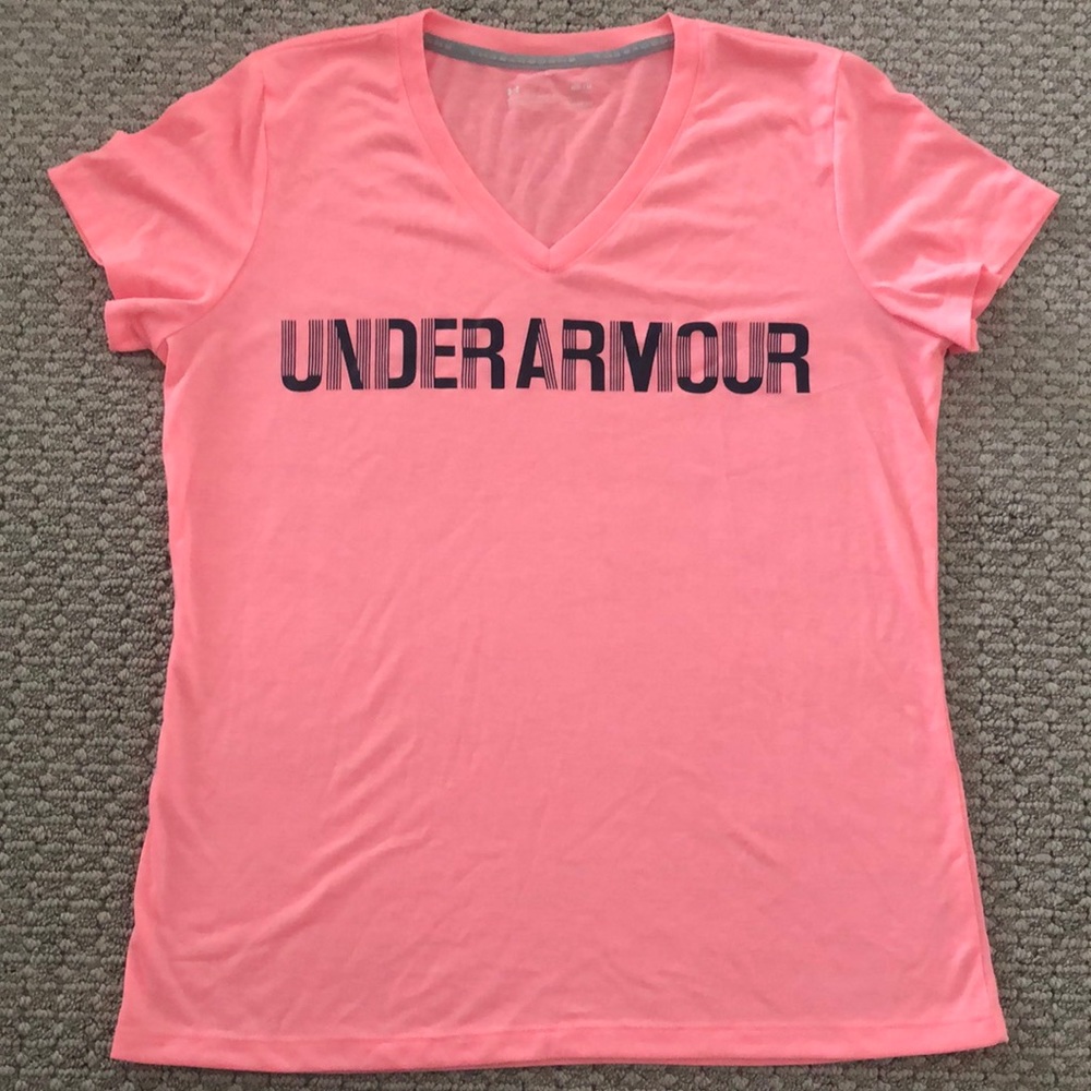 Excellent Condition Women’s Under Armour Tshirt M